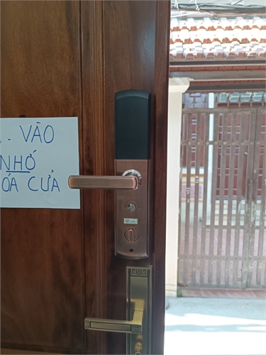 Khóa vân tay Kitos DL072