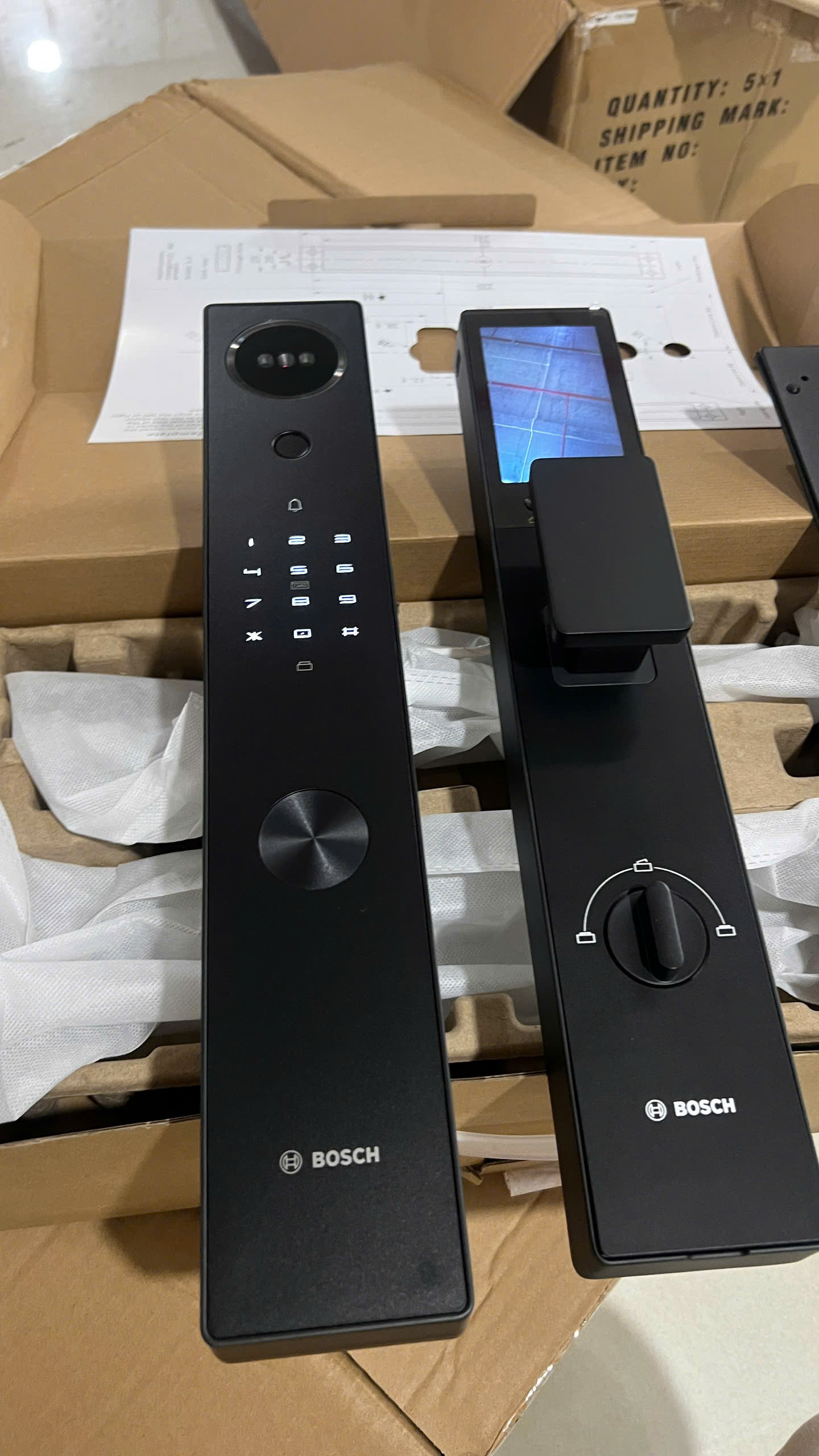 Khóa cửa thông minh Bosch FU30PLUS