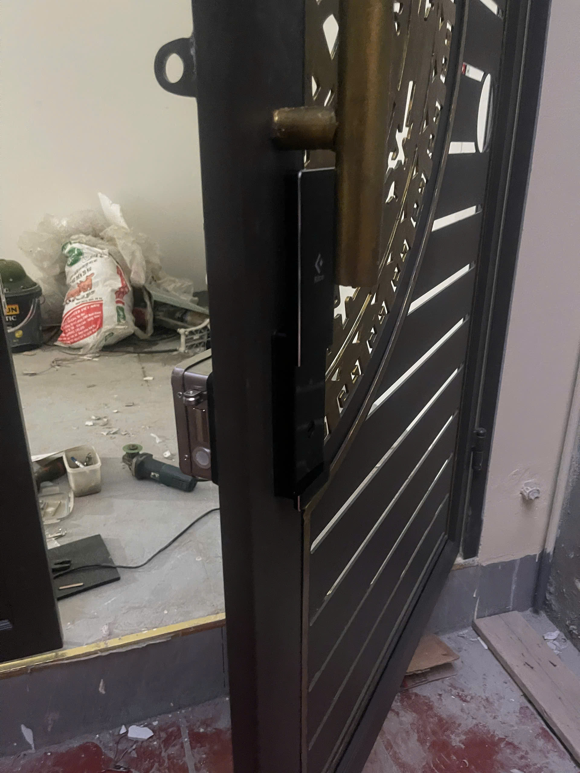 Khóa vân tay cửa cổng Kitos DL05 PRO